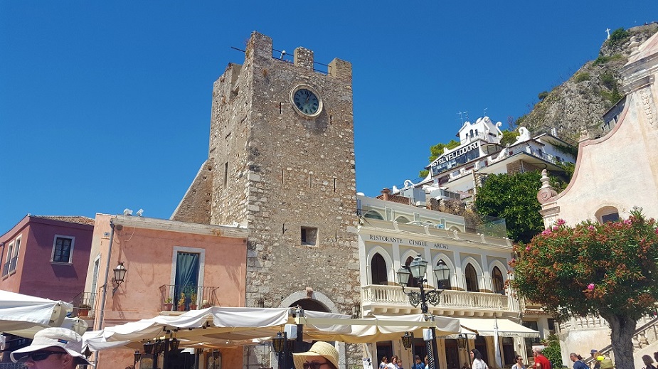 piazza ix aprile