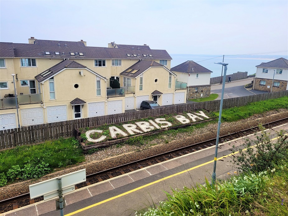 Carbis Bay station