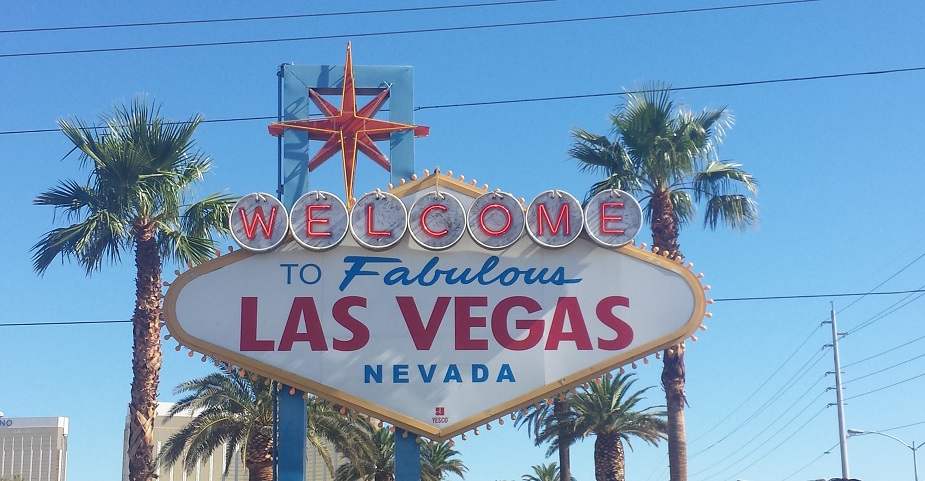 3 Days In Las Vegas - vegas sign