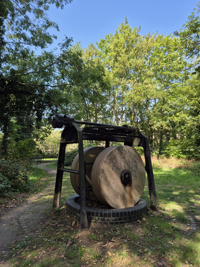 Wandle Trail mill